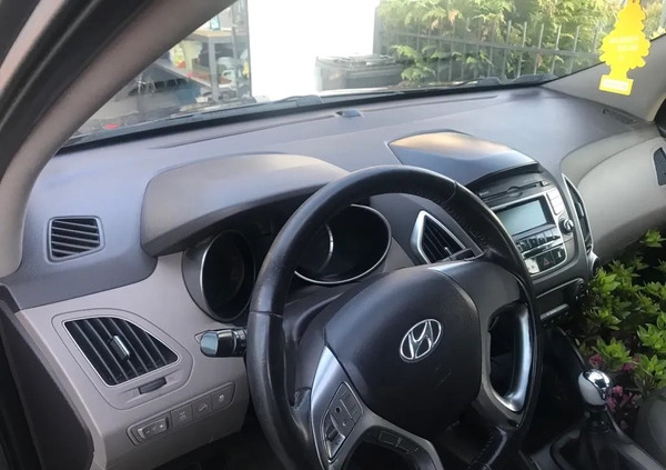 Hyundai ix35 cena 29800 przebieg: 288000, rok produkcji 2010 z Grójec małe 16